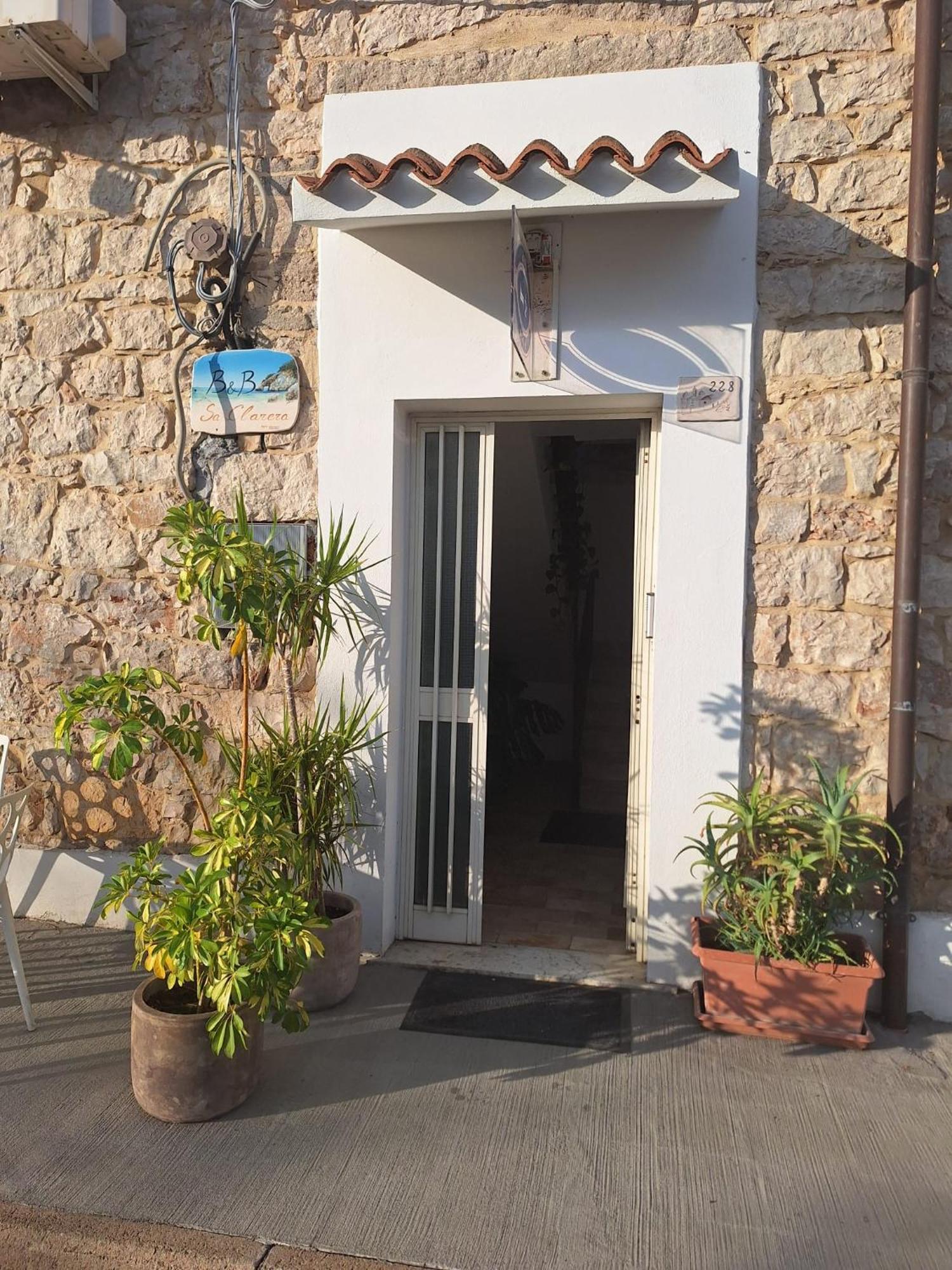 B&B Sa Clarera Baunei Exterior foto